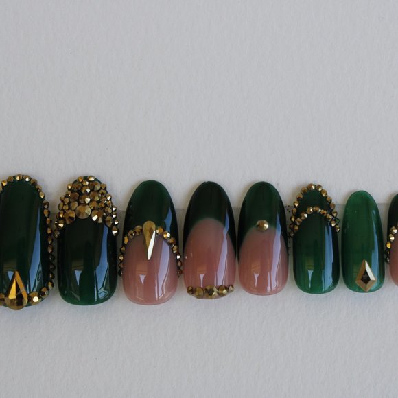 Green and Gold Press On Nails - 20pc - Picture 5 of 8